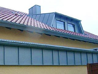 Gaubenverkleidung in Stehfalztechnik