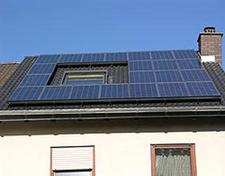 Photovoltaikanlage auf einem Ziegeldach