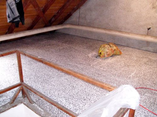 Speicherisolierung im Dachboden